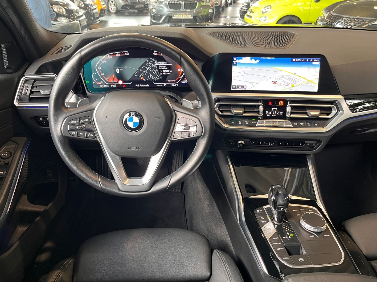 Fahrzeugabbildung BMW 320 i Sport Line Touring ACC LED NAVI ALU