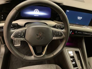 Volkswagen Golf - 10
