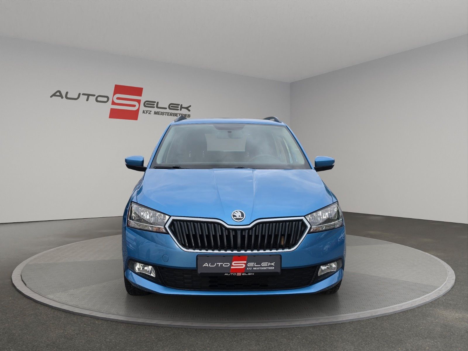 Fahrzeugabbildung SKODA Fabia Combi Cool Plus CarPlay