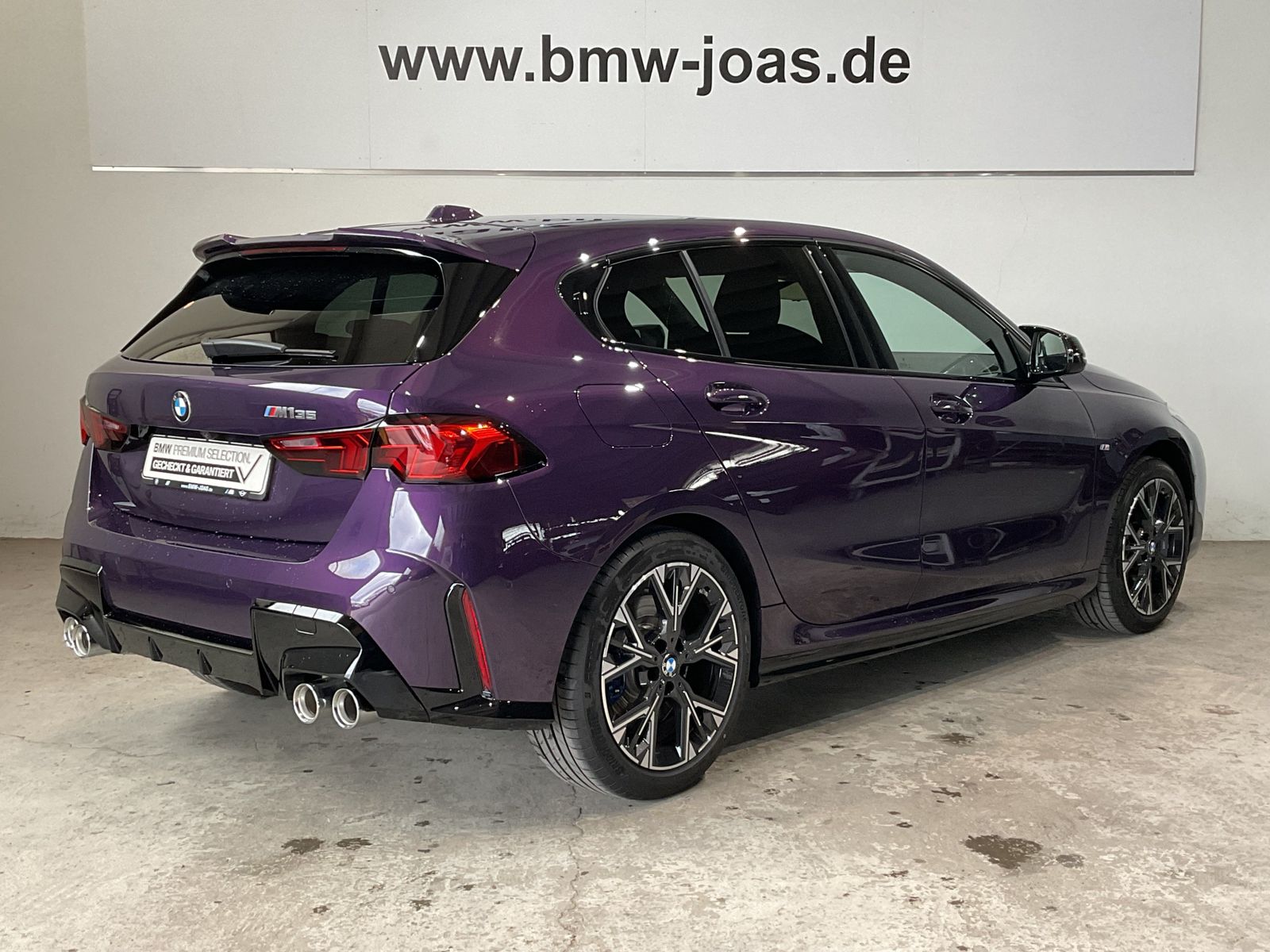 Fahrzeugabbildung BMW M135 xDrive |Komfortzugang |Harman Kardon |Sport