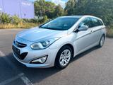 Hyundai i40 cw Comfort*PDC*SHZ*Tüv 05.2027*TOP* - Hyundai i40 in Berlin