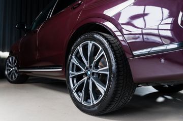 BMW X7 - 12