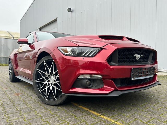 Ford Mustang 5.0 V8 GT Performance Navi Schalt LPG