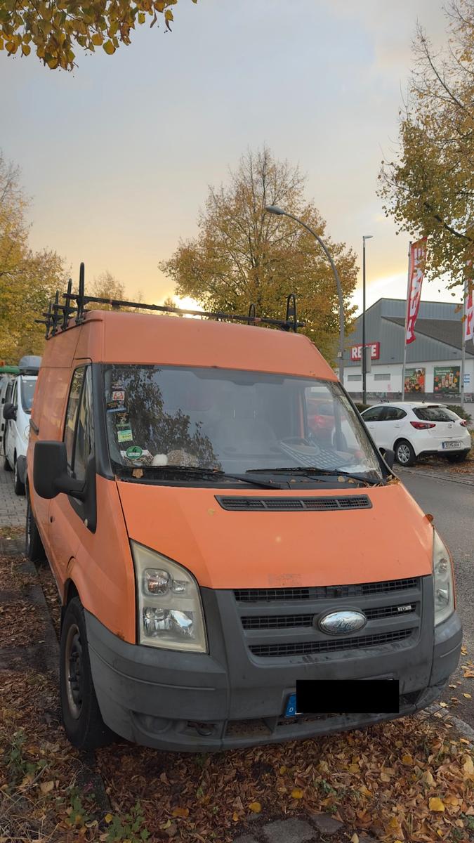 Ford Transit 2004 — engine 136 HP (100kW)
