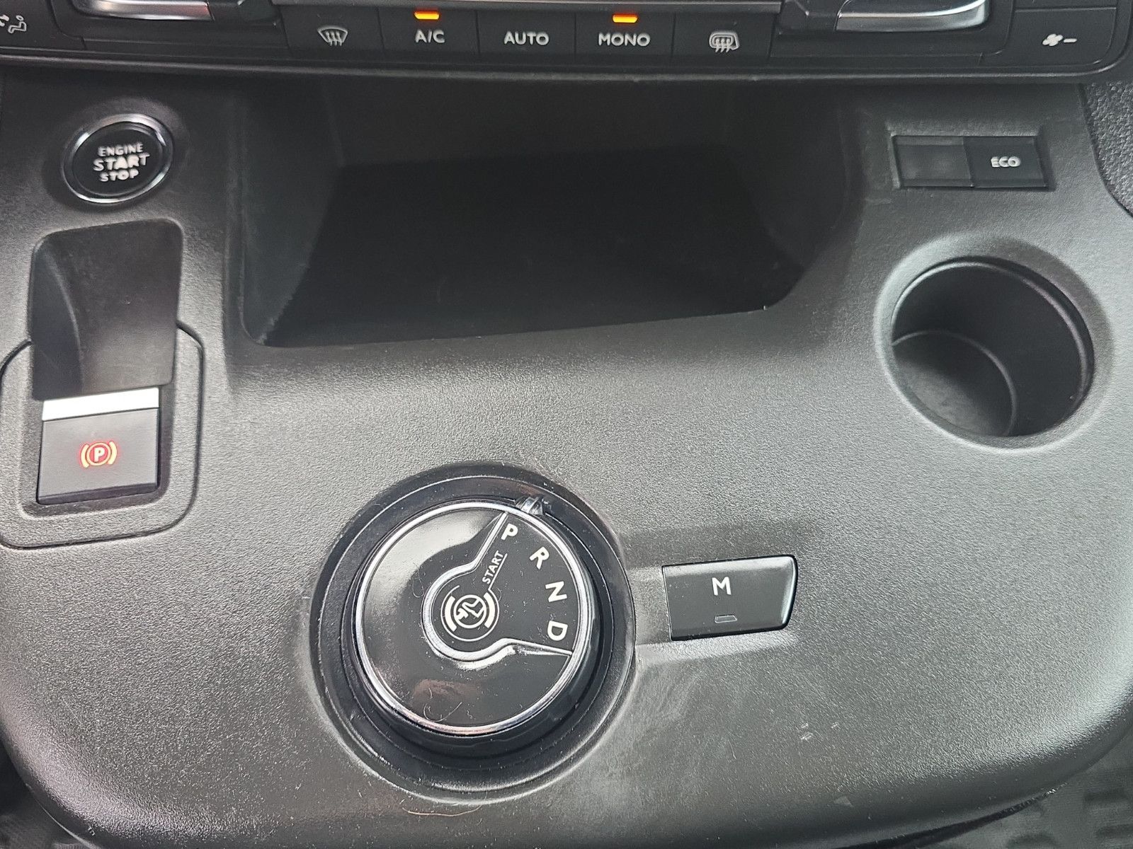 Fahrzeugabbildung Peugeot Partner Asphalt L2 AHK AUTOMATIK TEMPOMAT KAMERA