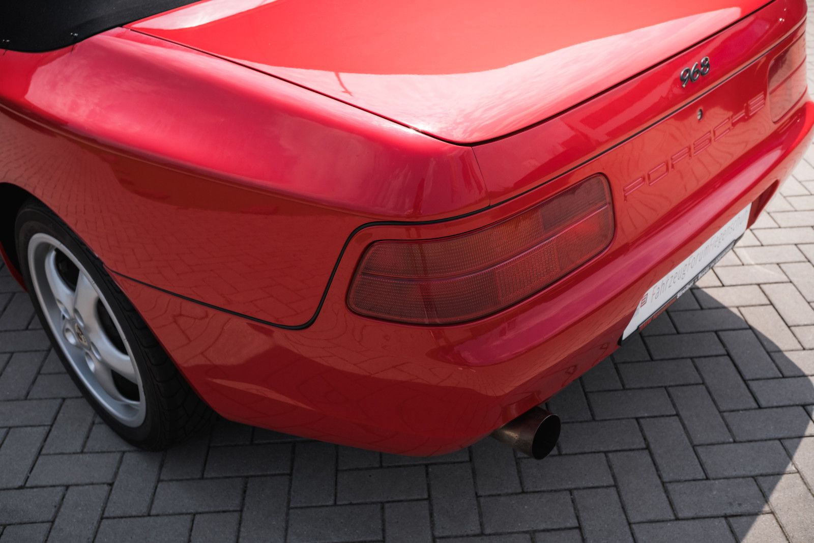 Fahrzeugabbildung Porsche 968 Cabrio-dt. Auto-Klima -el. Sitze-Sitzheizung