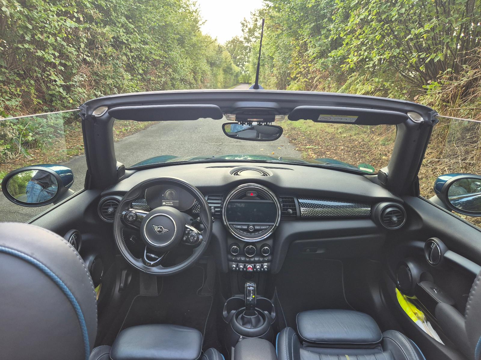 MINI Cooper S Cabrio Cooper S Sidewalk Cabrio Sid...