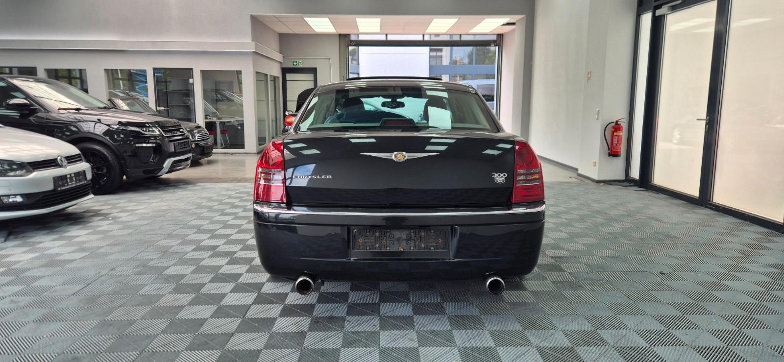 CHRYSLER 300C 5.7 V8 HEMI HISTORIQUE D'ENTRETIEN | 340 ch | BVA | TÜV