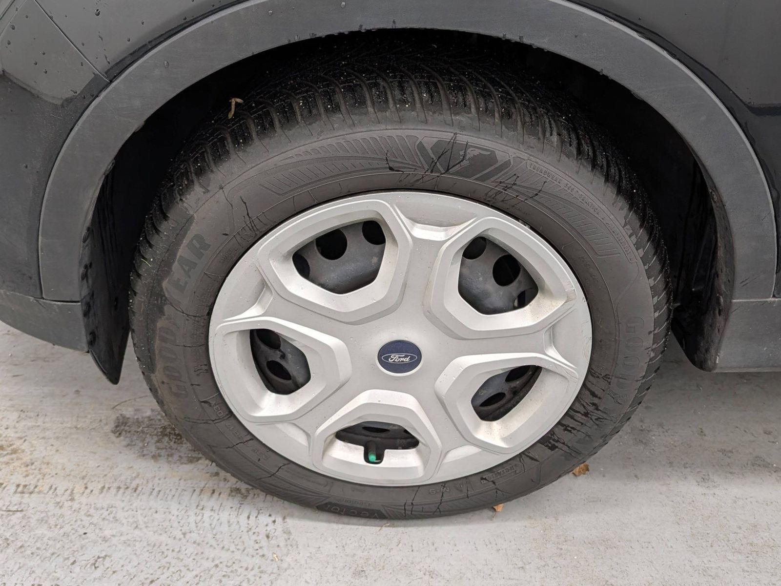 FORD Kuga  2.0 TDCi Cool &amp; Connect Navi Allwetter – Bild 7