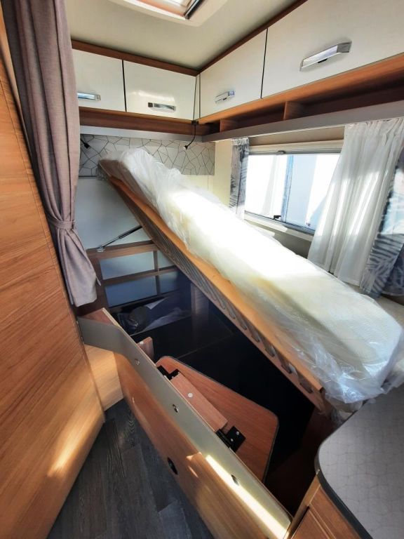 Fahrzeugabbildung Weinsberg CaraLoft 550 MF Verfüg./Sparen Sie 26.857,- €