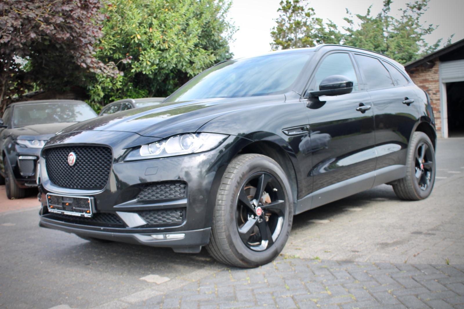 Jaguar F-Pace 20d AWD "Black Edition"  Autom. Pano Xeno