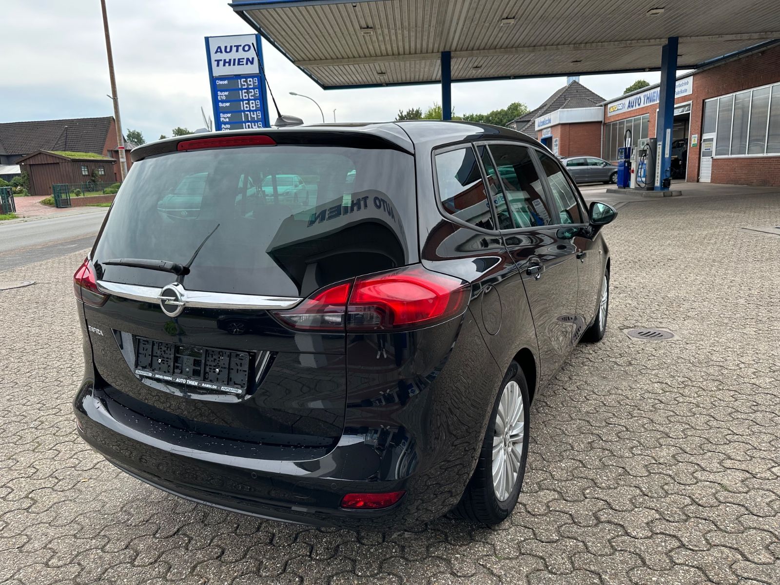 Fahrzeugabbildung Opel Zafira 1.4 Turbo ON 7-Sitze/Navi/Shzg/GRA/BT