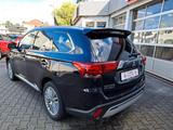 Mitsubishi Outlander 2.4 PHEV Plus Spirit 4WD - Mitsubishi Outlander: Plus Spirit