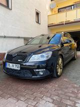 Skoda Octavia 2.0 TFSI DSG RS Combi RS - Skoda Octavia aus 2010: RS Combi