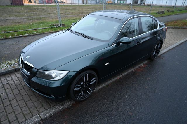 BMW 325 Baureihe 3 Lim. E90 Automatik Navi Schiebed.