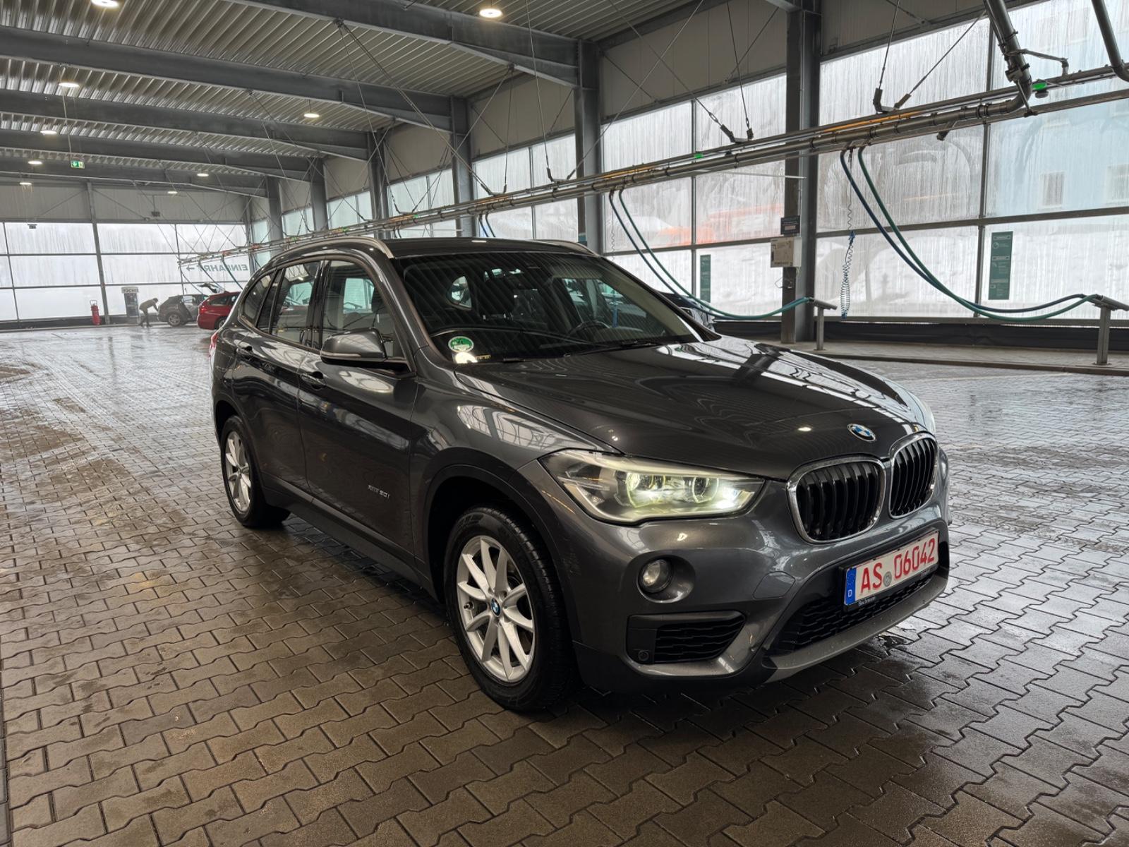BMW X1 xDrive 20 I Advantage Led Navi Aut