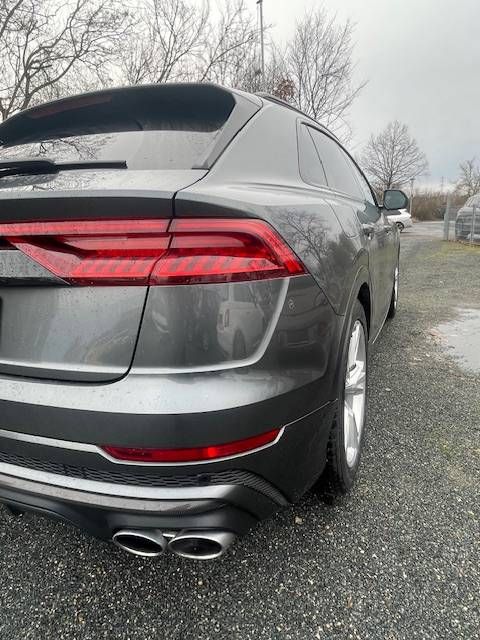Fahrzeugabbildung Audi SQ8 AT//AHK, Standheizg.,Matrixlicht,Pano,RFK, P