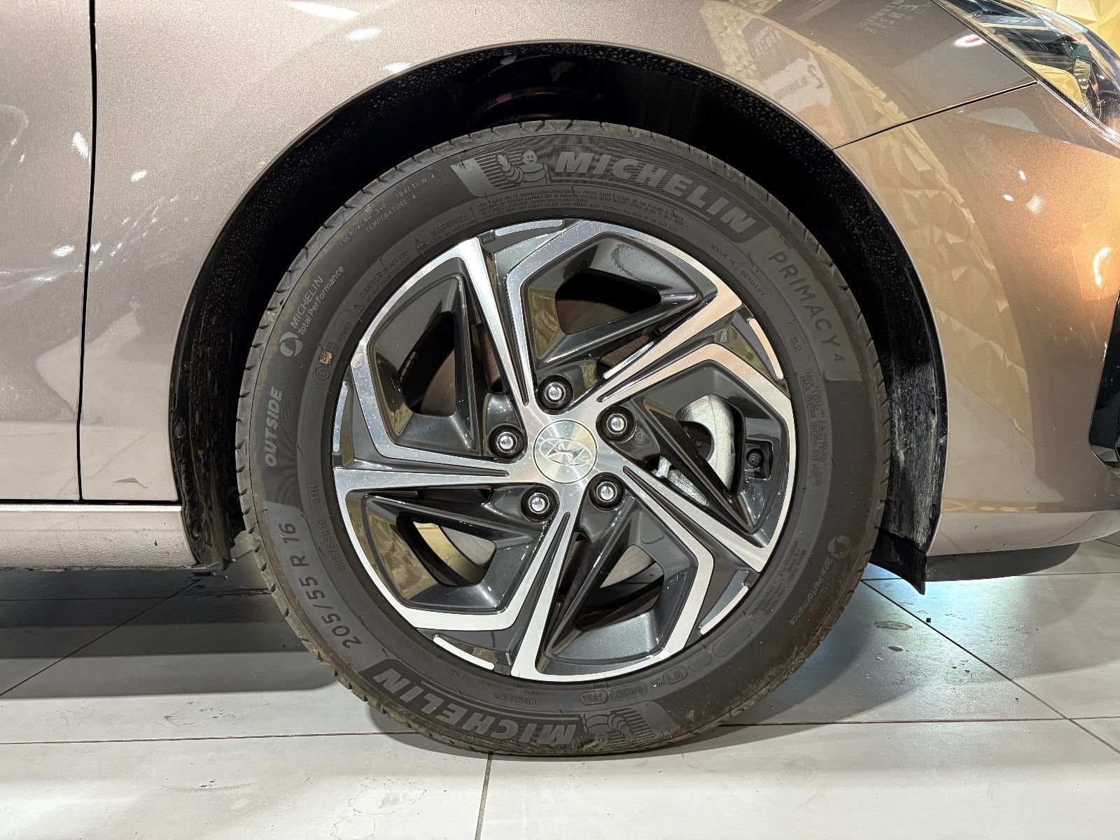 Fahrzeugabbildung Hyundai i30 Select Mild-Hybrid/PDC/DAB/SHZ/KLIMA/TEMPOMA