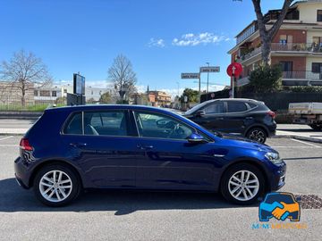 Volkswagen Golf - 4