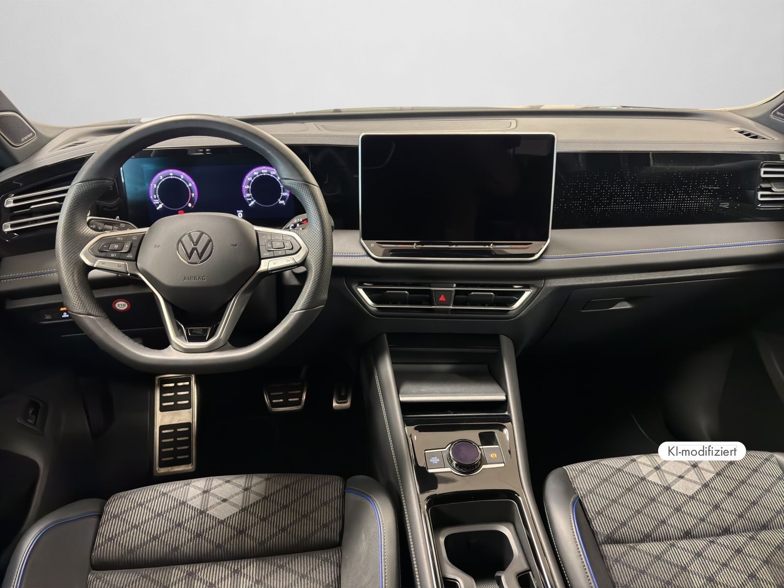 Volkswagen Tiguan 2.0 TSI R-Line BlackStyle H&K MATRIX 20 foto 3