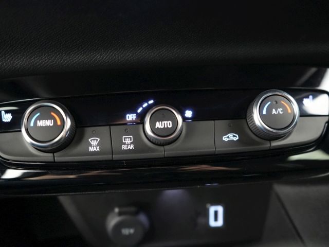 Corsa F FACELIFT GS+NAVI+RÜCKFAHRKAMERA+MATRIX-L