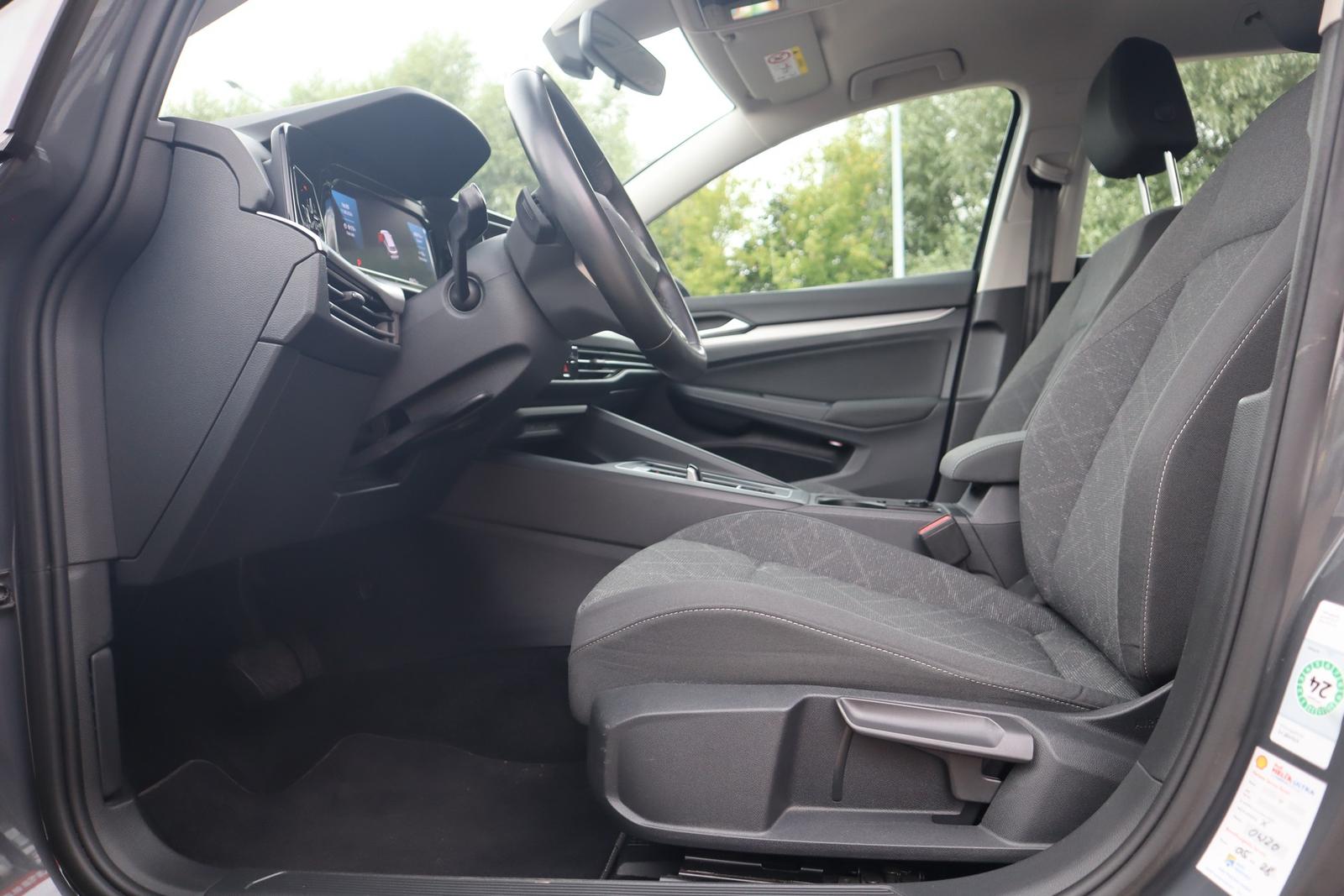 Volkswagen Golf VIII Variant 1.5 eTSI DSG Life LED Navi ACC, миниатюра 9