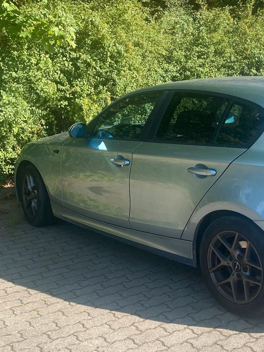 BMW 116 2008 — engine 122 HP (90kW)