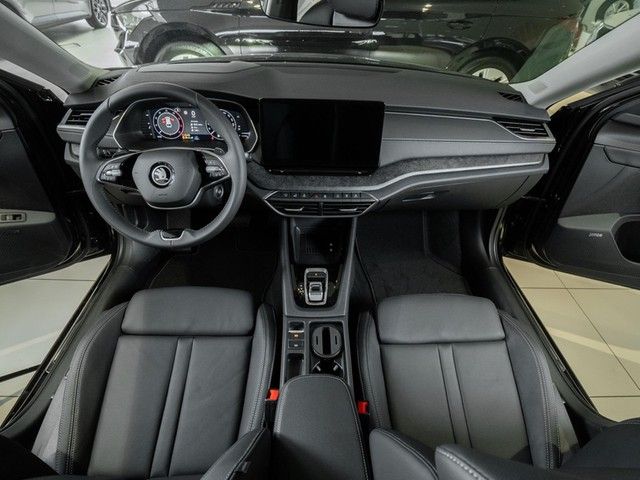 Octavia Combi 2.0 TDI Selection DSG PANO*HUD*MAT