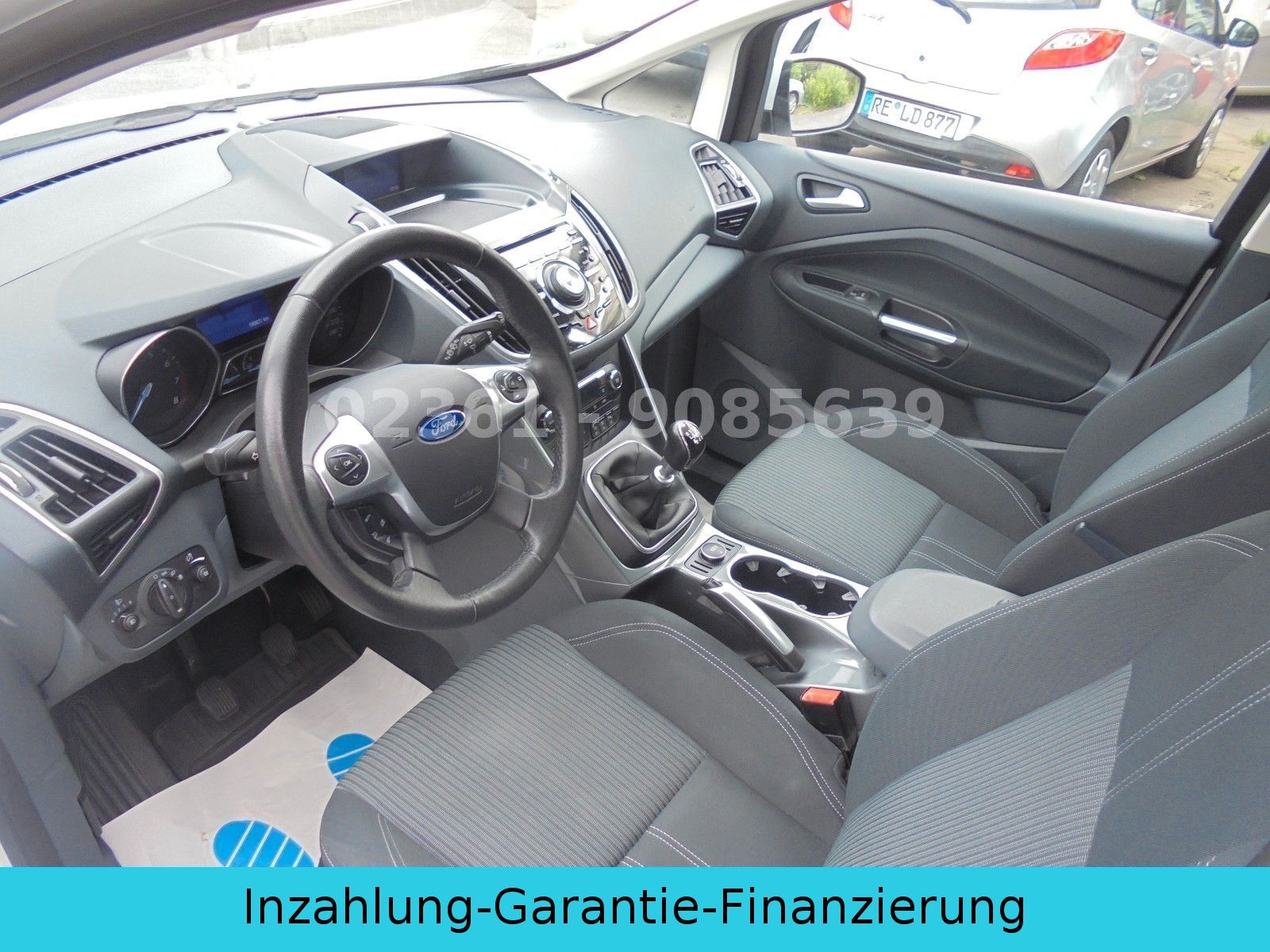 Fahrzeugabbildung Ford C-MAX Titanium/Klima/Navi/Pdc+Kamera/Steuerkette