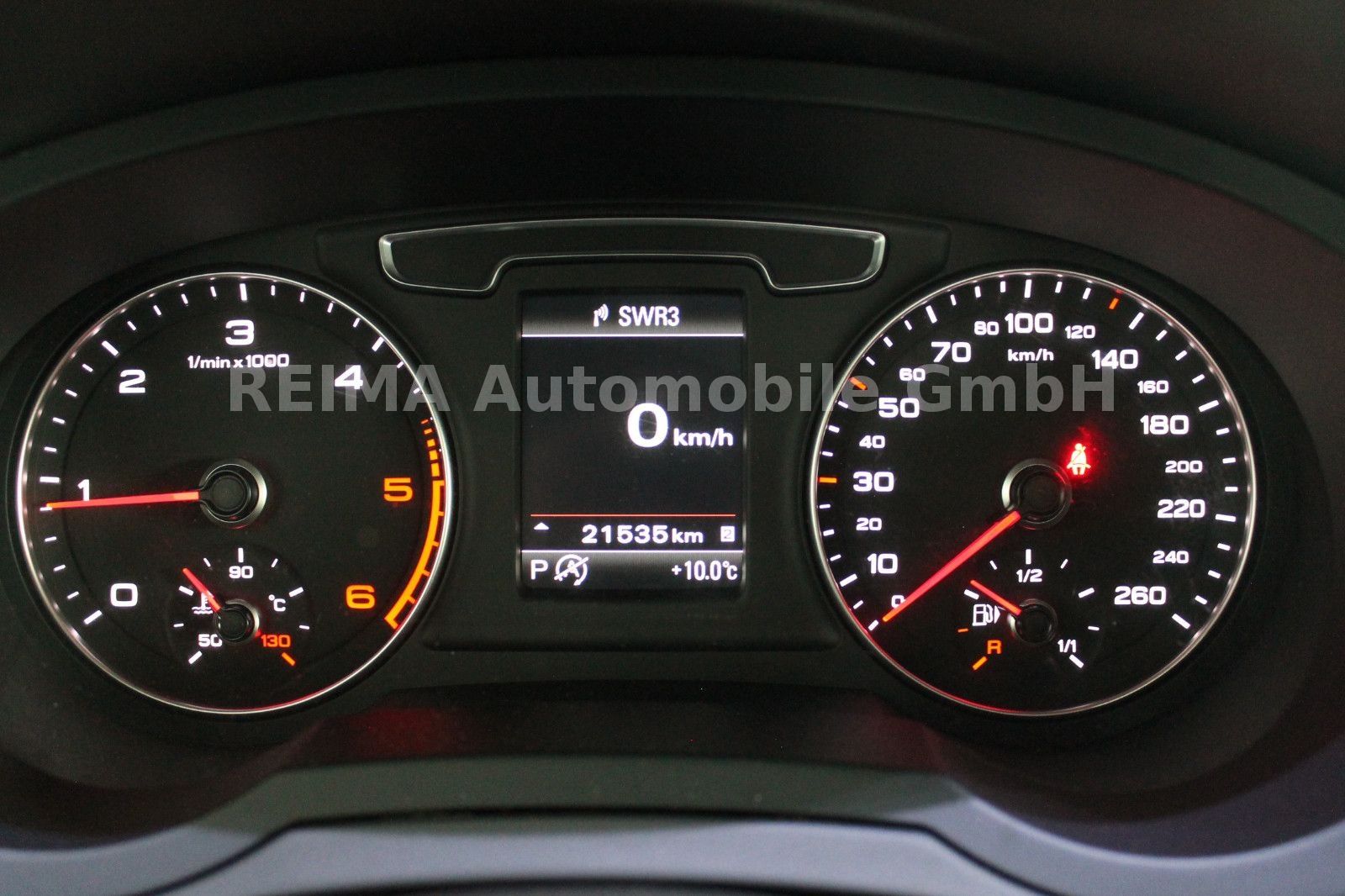 Fahrzeugabbildung Audi Q3 2,0 D quattro,Automatik,Pano,Navi,Xenon