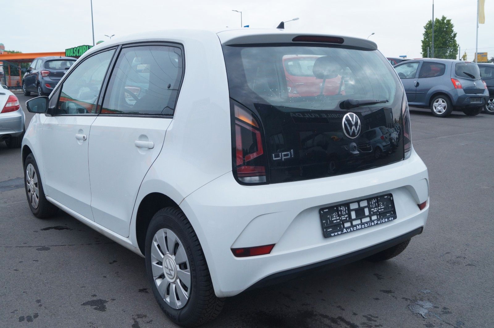 Fahrzeugabbildung Volkswagen up! 1.0 MPI 4-Türen
