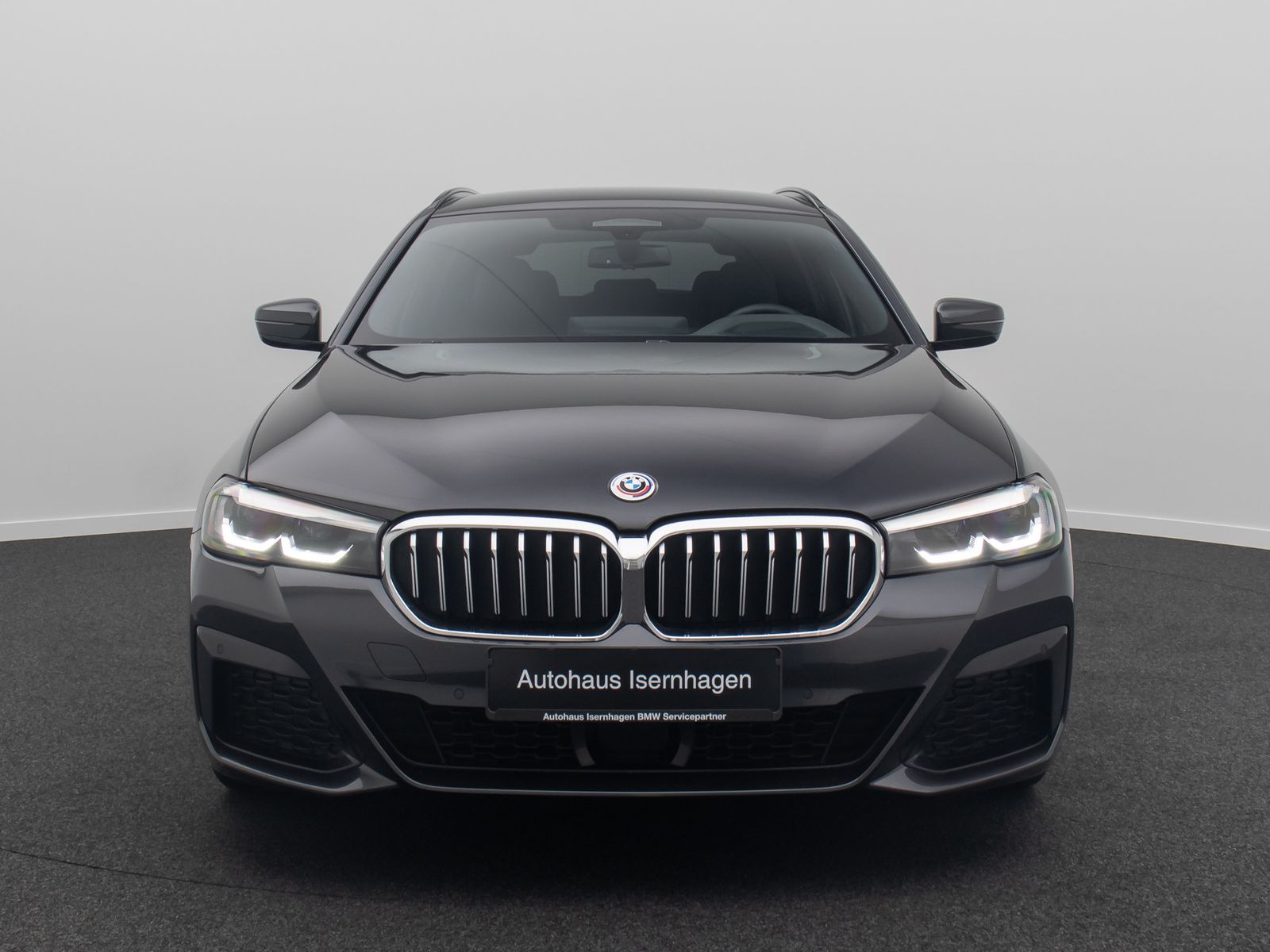 Fahrzeugabbildung BMW 520d M Sport Kamera DAB HUD 4xKlima HiFi 19Zoll