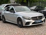 Mercedes-Benz C 180*AMG+NIGHT*PANORAMA*NAVI*360°KAMERA - Mercedes-Benz C 180 mit Benzin-Antrieb: Panorama-Dach, Limousine