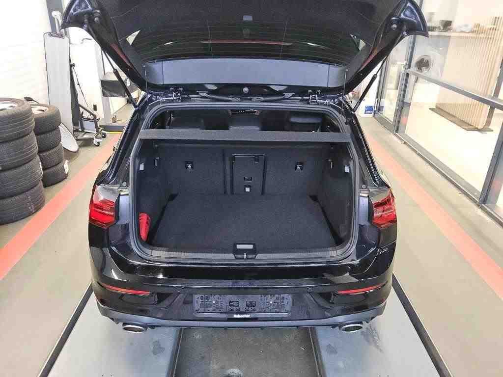 Volkswagen Golf VIII 2.0 TSI GTI Clubsport MATRIX-LED PANO foto 8