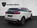 Peugeot 3008 Hybrid4 300 e-EAT8 GT - Peugeot 3008: Allradantrieb