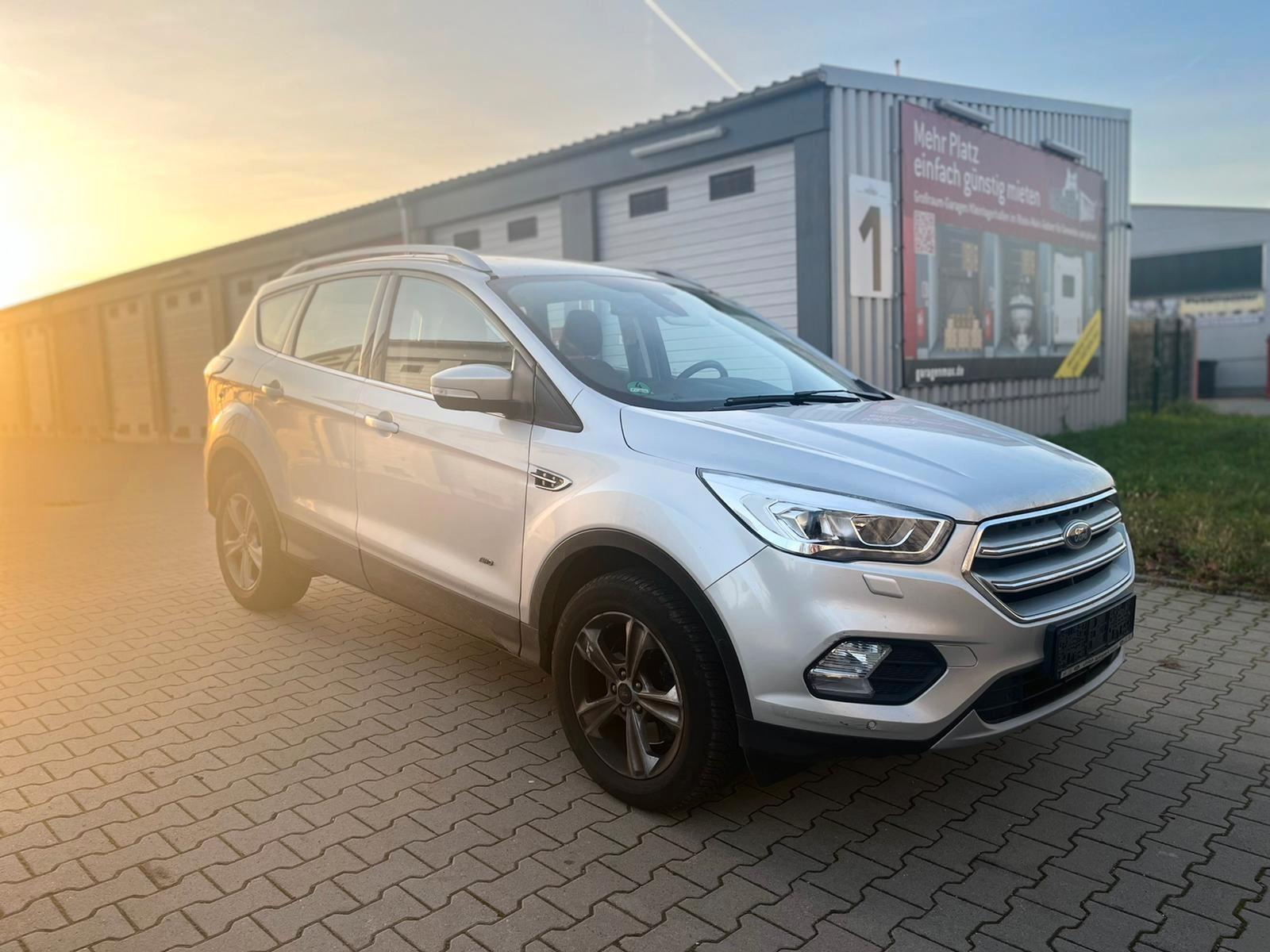 Ford Kuga Cool & Connect ALLRAD