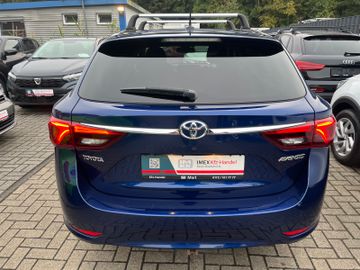 Toyota Avensis - 5