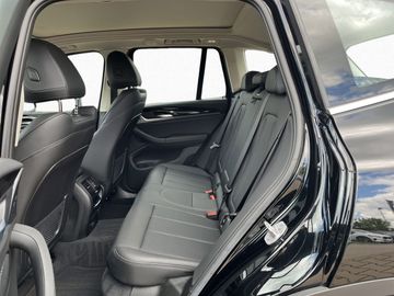 BMW X3 - 11