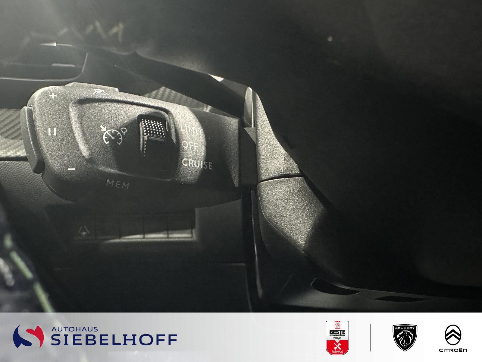 Peugeot 208 - Bild 12
