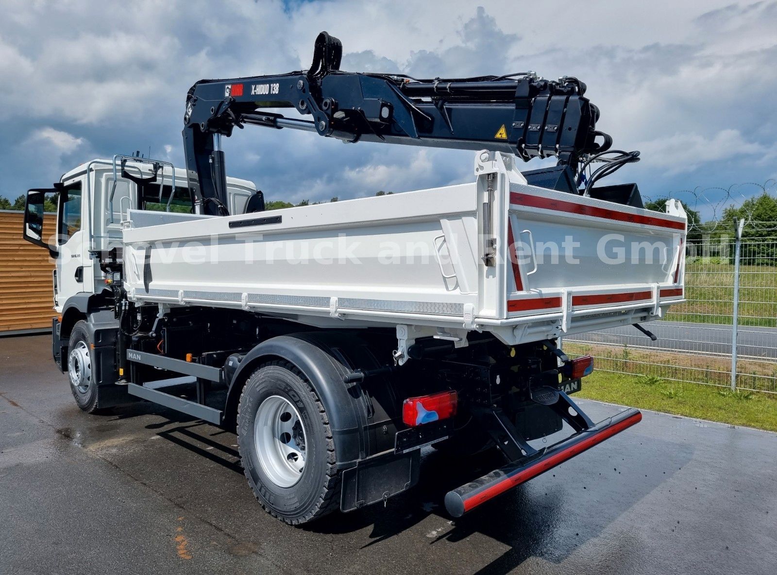 Fahrzeugabbildung MAN TGM 18.320 MEILLER HIAB 118 3xhydr Funk