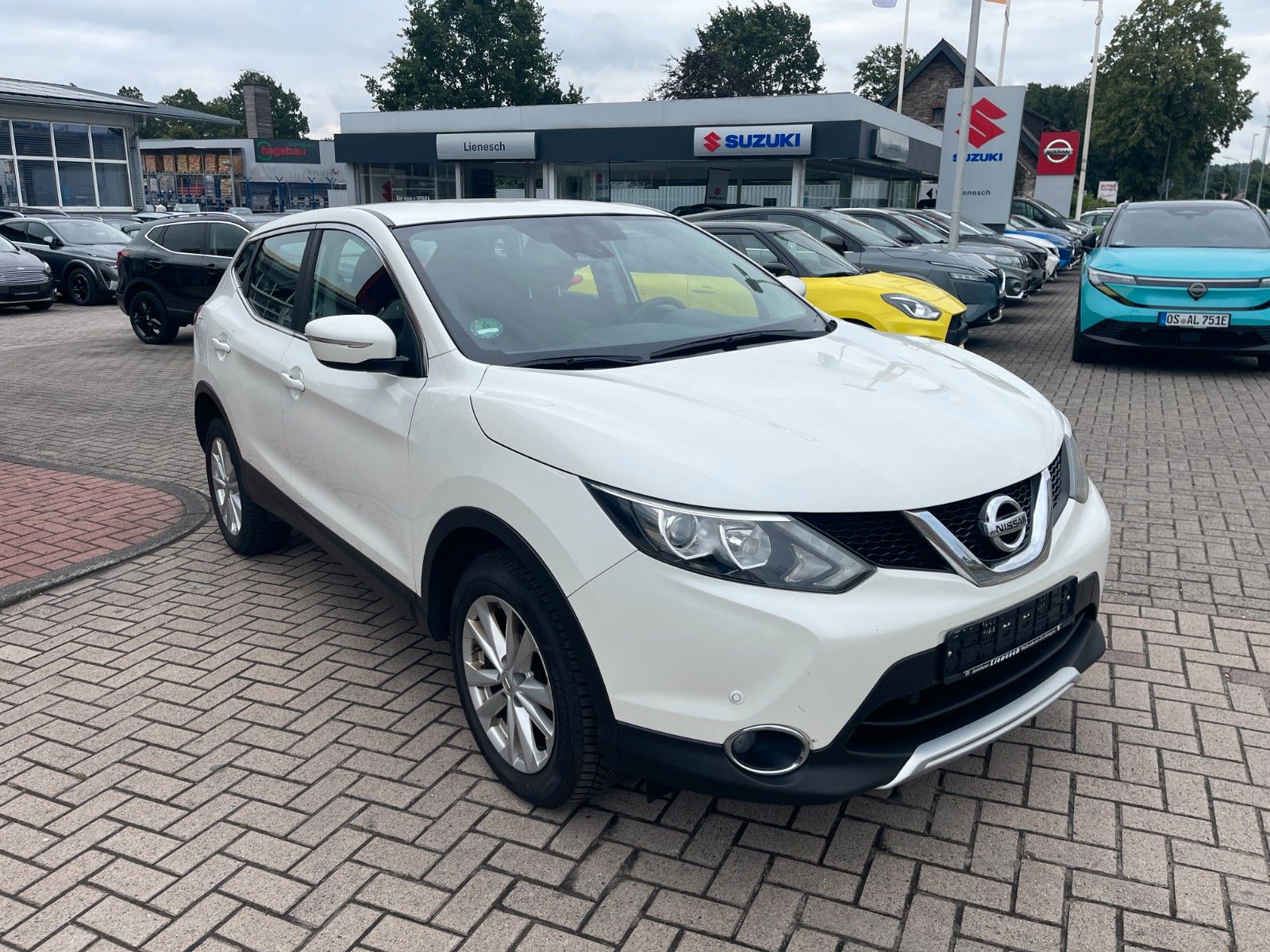 Fahrzeugabbildung Nissan Qashqai 1.6 dCi DPF Acenta AHK Kamera