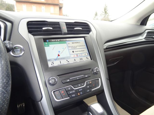 Fahrzeugabbildung Ford Mondeo Lim. ST-Line/LED/Leder/Pano/Navi/67.500km