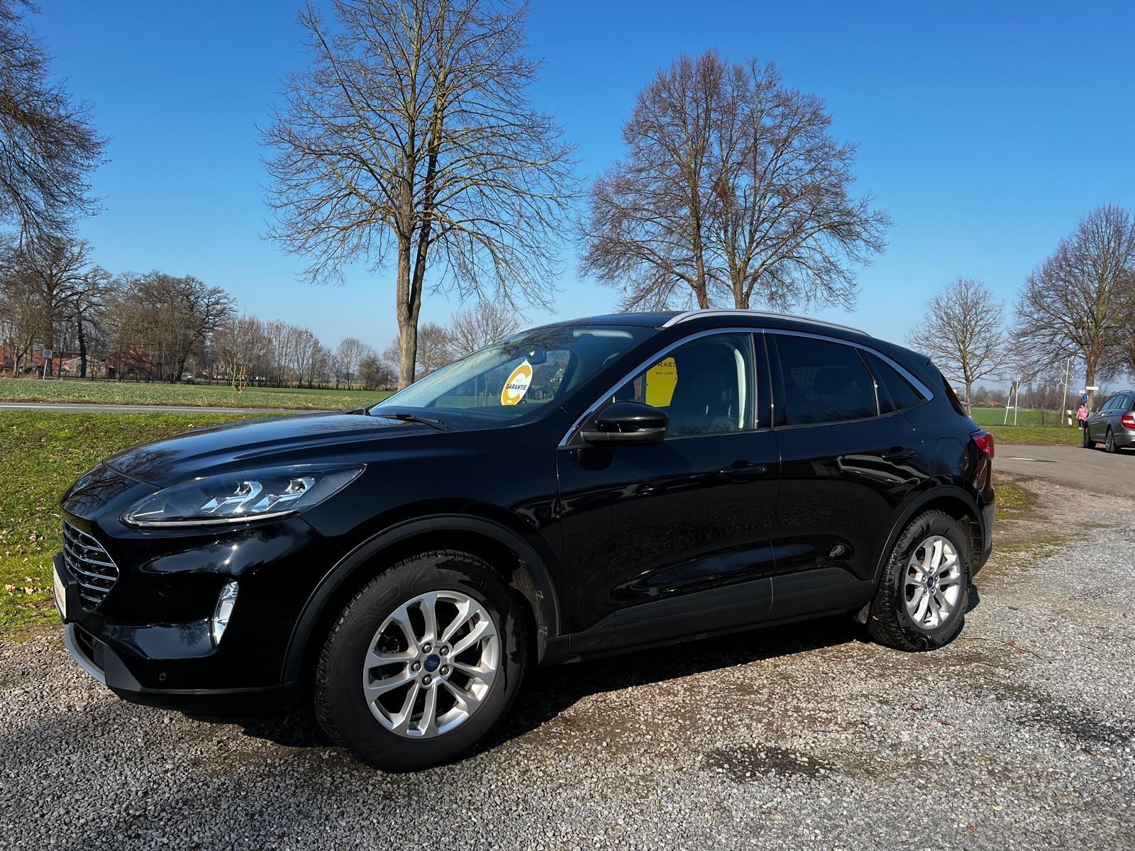 Ford Kuga Hybrid Titanium X*T.Leder*Navi*AHK*