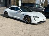 Porsche Taycan Turbo S *Approved Garantie* - Porsche: Turbo