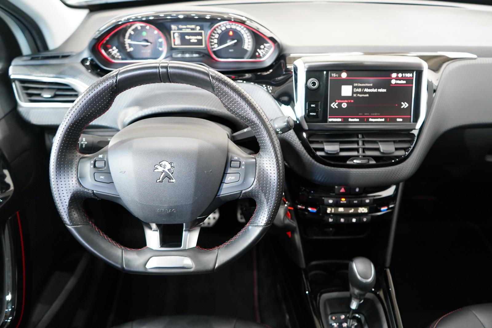 Peugeot 2008 Allure GT-LINE*Pano*Navi*Kam*18 Z.*Automat.