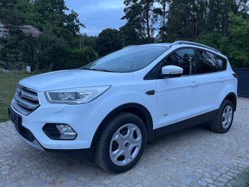 Ford Kuga - 1
