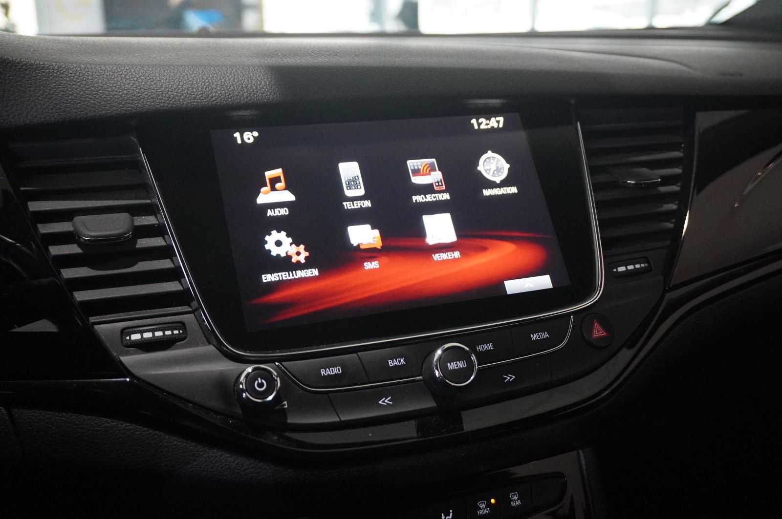 Fahrzeugabbildung Opel Astra K ST 1.4T DYNAMIC NAVI/LED/KAMERA/SPORT/SH