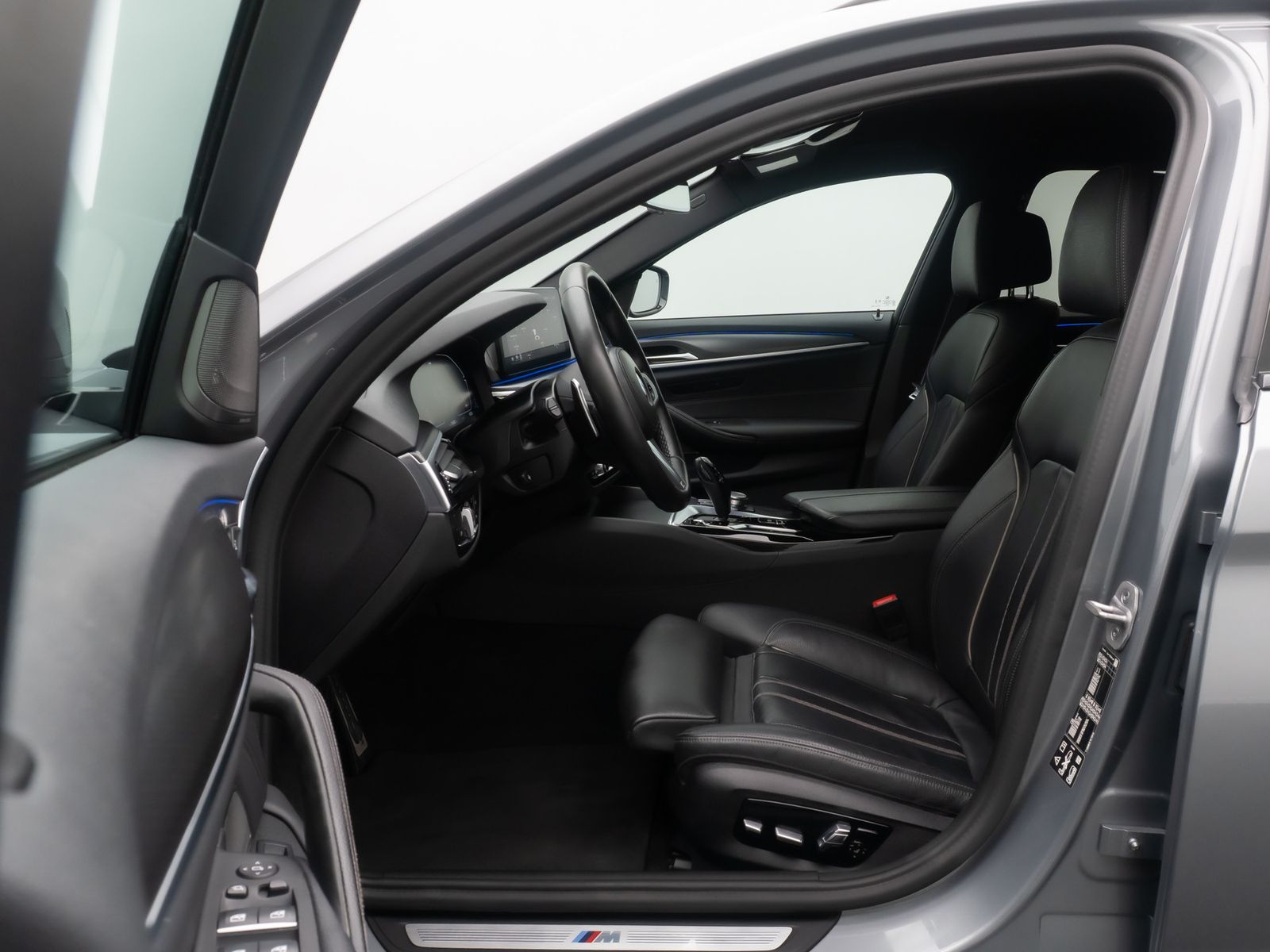 Fahrzeugabbildung BMW 540d xD M Sport Pro Kamera Laser HUD DAB H/K 19"