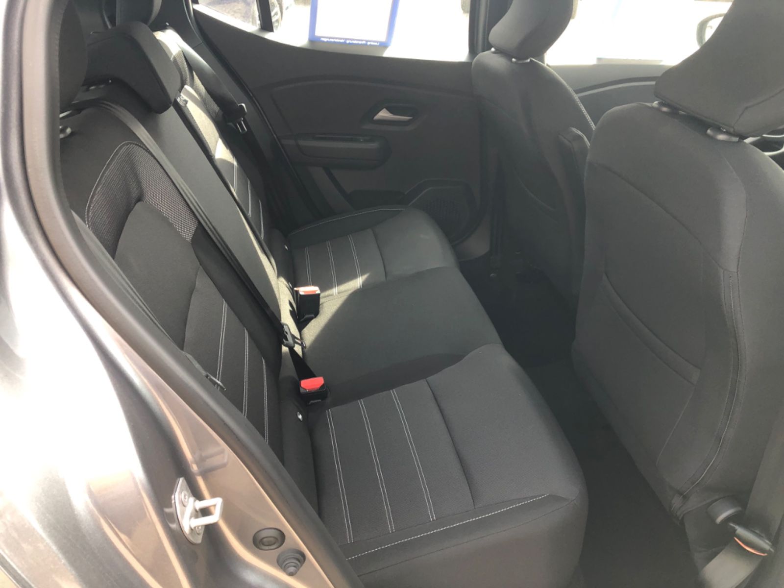 Dacia Sandero - Bild 17