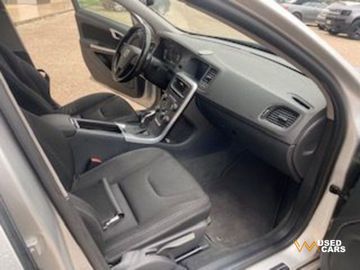 Volvo V60 - 10